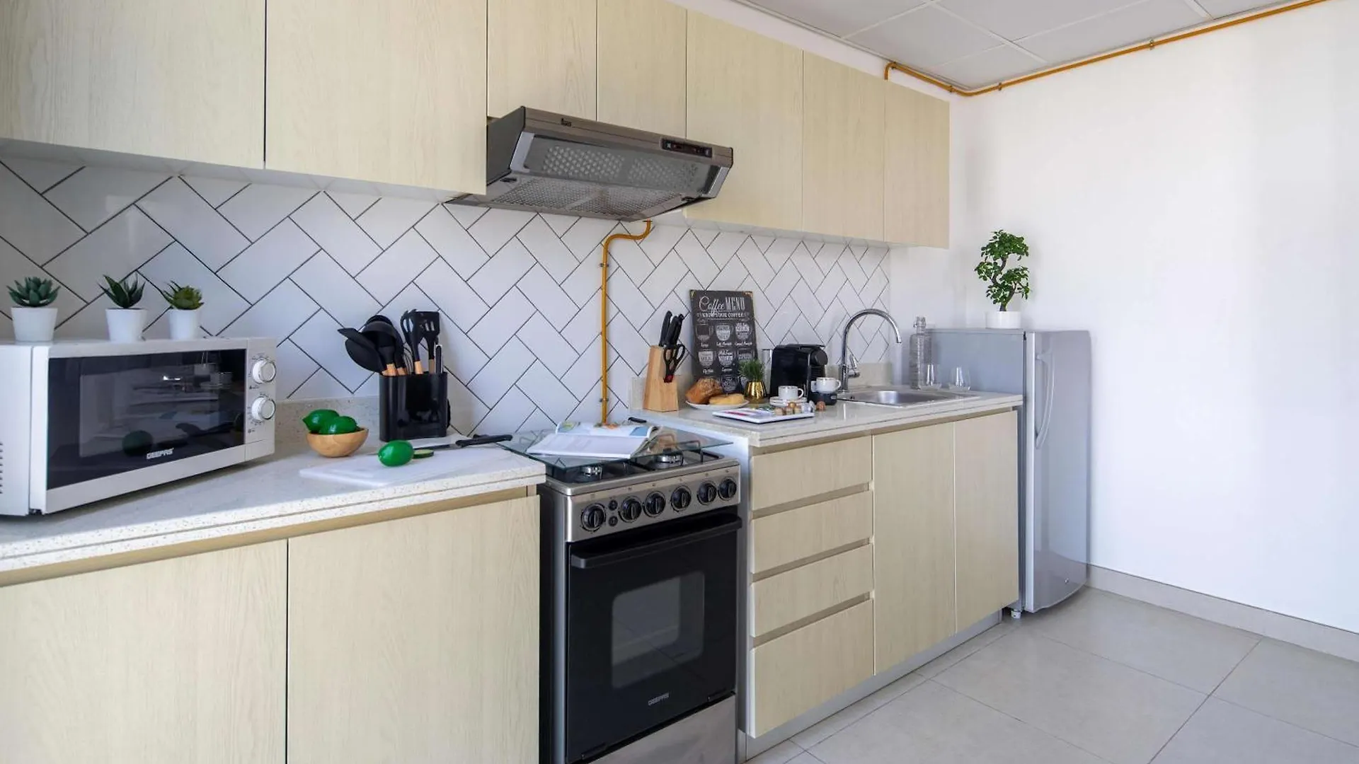 Frank Porter - Midtown By Deyaar - Dania 2 Dubai Apartment